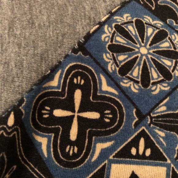 XL LLR Randy Top - Picture 2 of 3